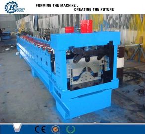 Chain Drive Ridge Cap Roll Forming Machine 380V/50Hz/3Phase 14-22 Stasiun