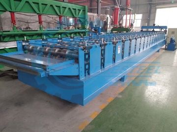 0.3-0.8mm Ketebalan Metal Roofing Roll Forming Machine 8-15m/min Kecepatan Forming ± 2mm Toleransi Pemotongan