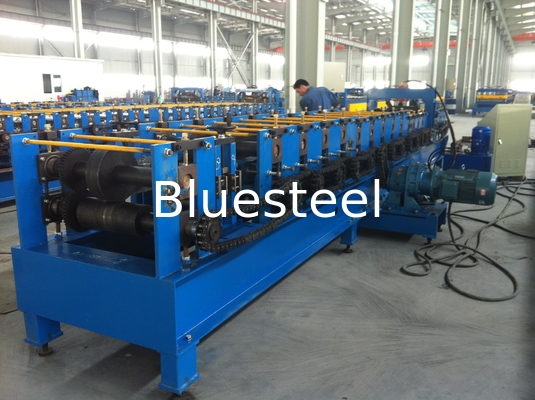 Kecepatan 15-20m / Min PLC Control Purlin Mesin Tinggi akurat